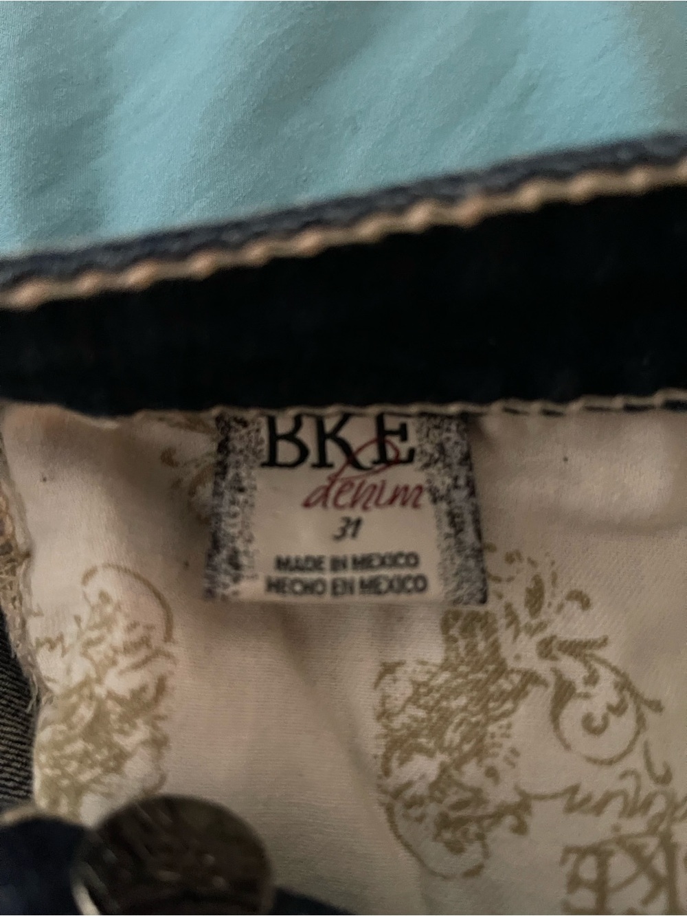 BKE Sabrina Women’s Dark Wash Denim Short - Picture 3 of 4